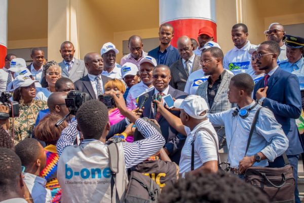 Lancement officiel de la Plate-Forme Poste Market